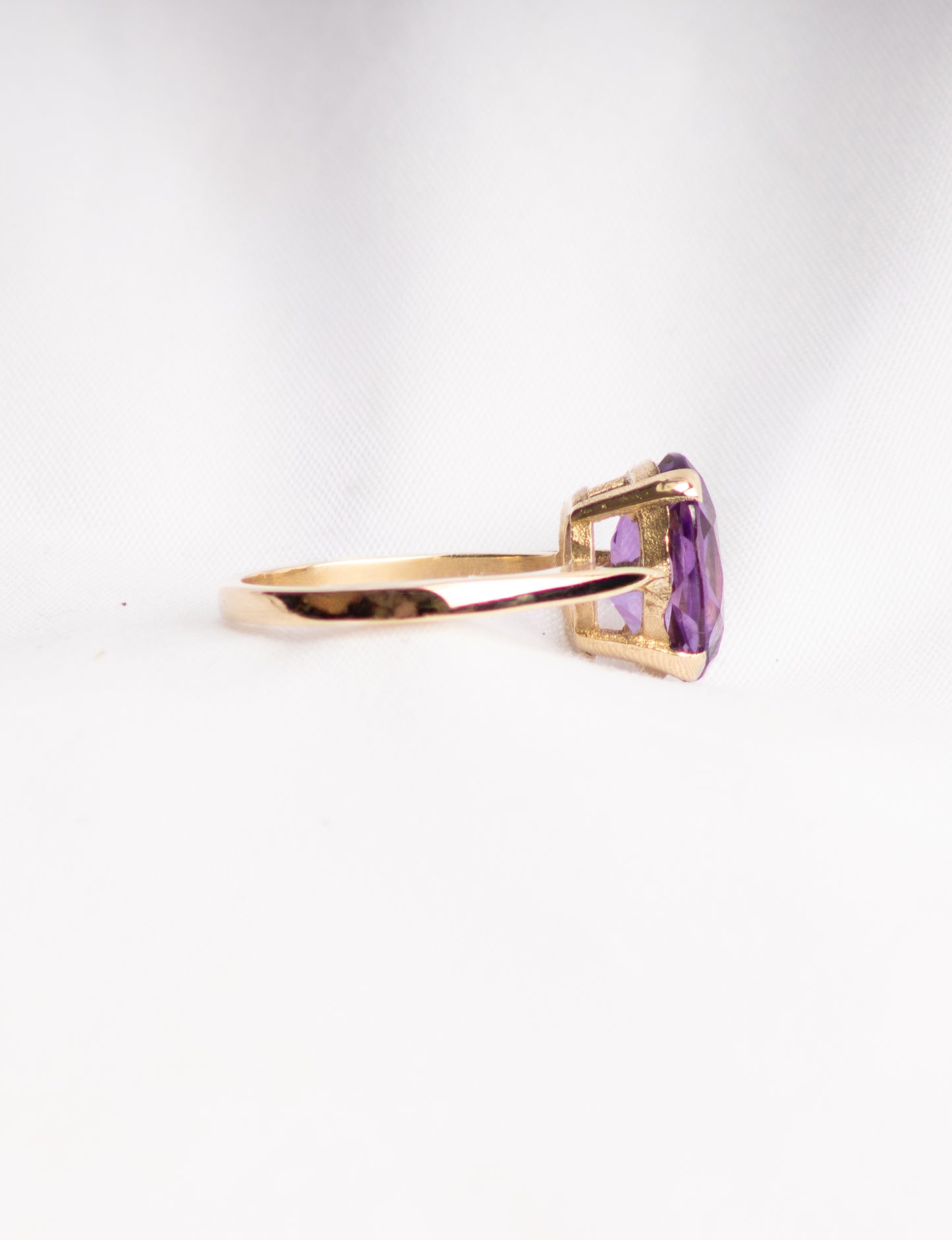 Sunset Wisteria (Solid Gold)